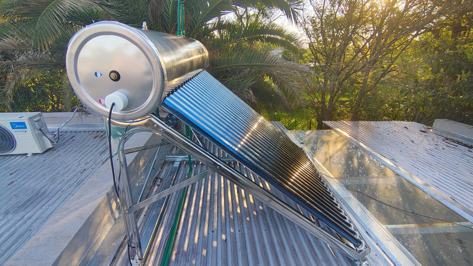 Termotanque solar instalado