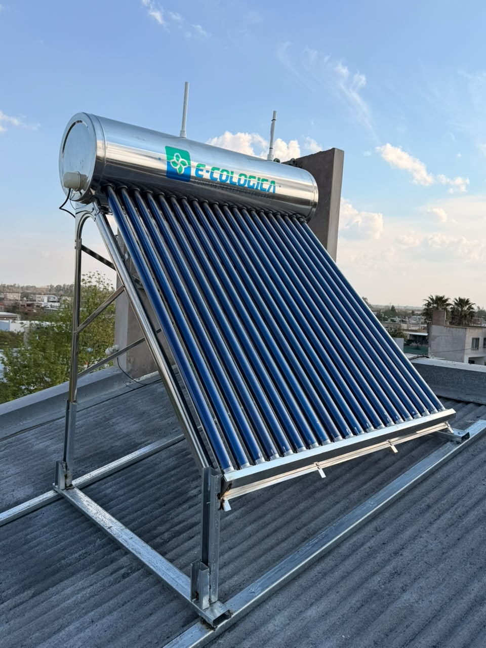Termotanque solar de tubos de vacío